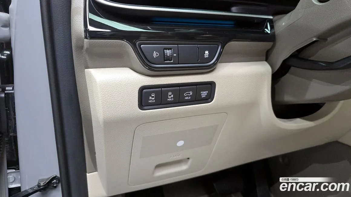Kia Carnival — фото 4