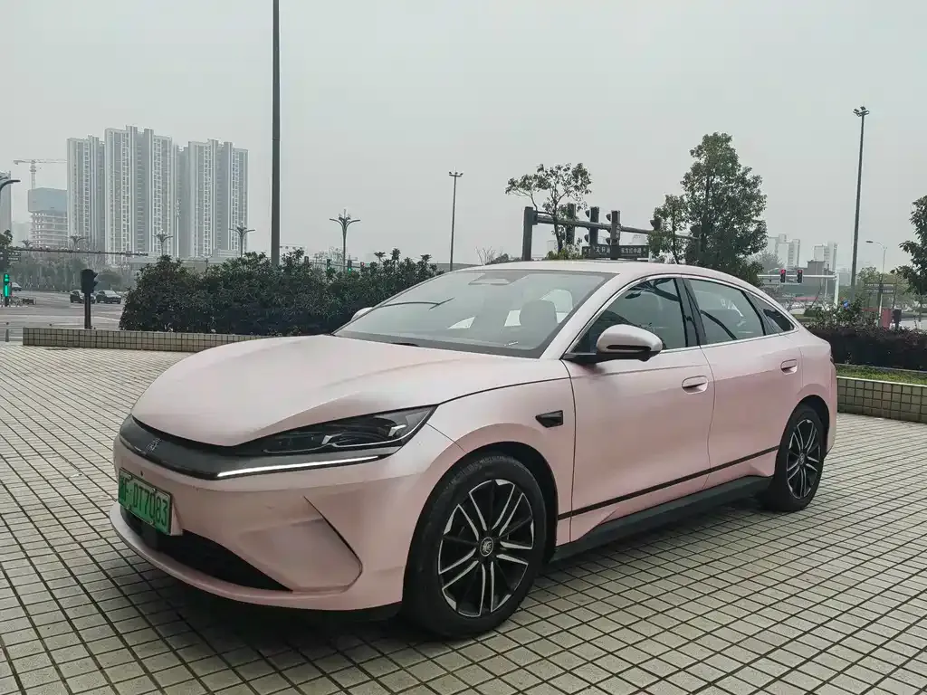 BYD Qin L — фото 1