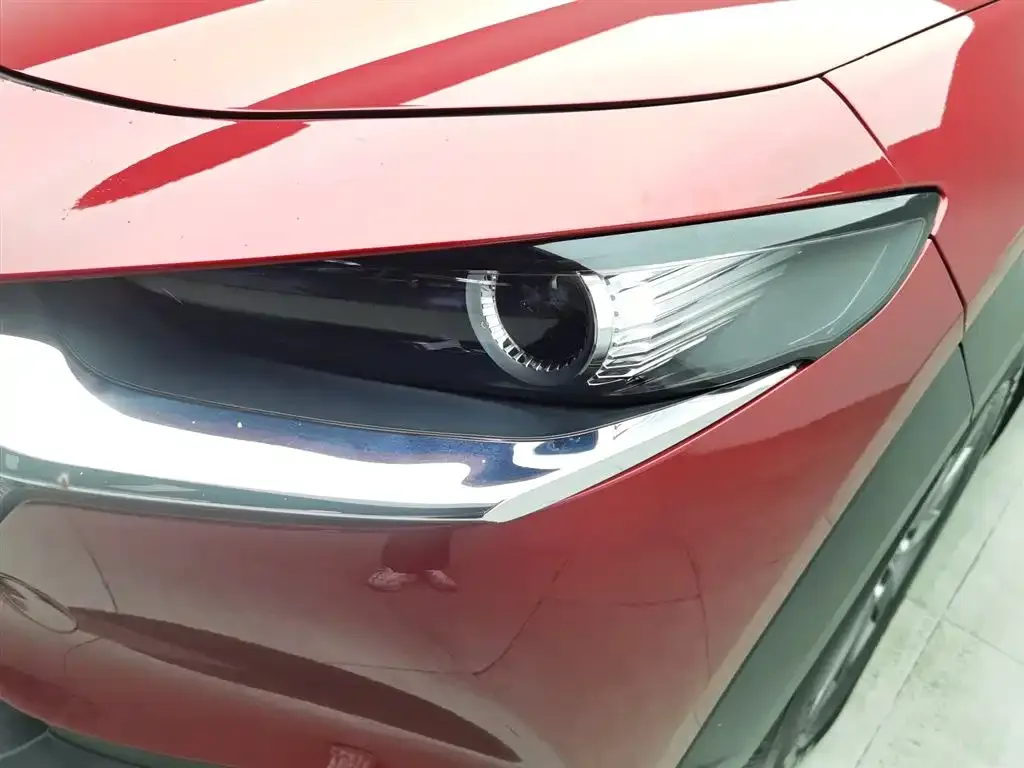 Mazda CX-30 — фото 4