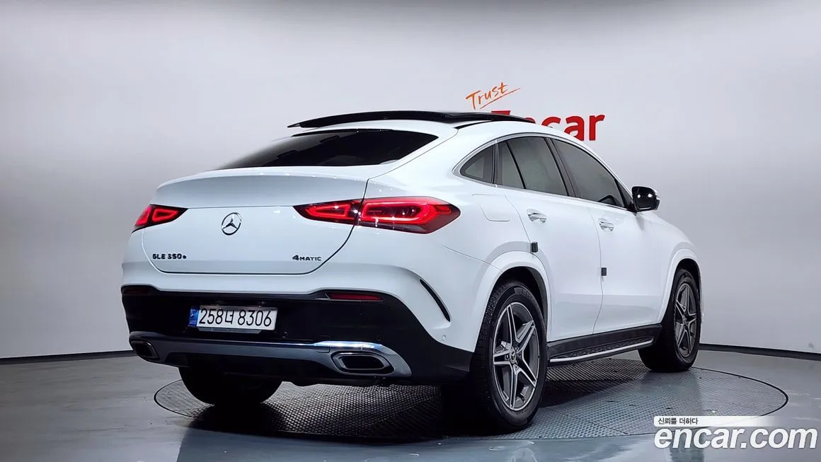 Mercedes-Benz GLE-Class — фото 7