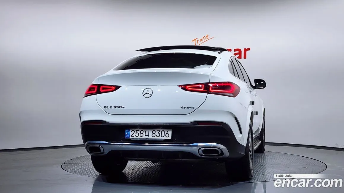 Mercedes-Benz GLE-Class — фото 8