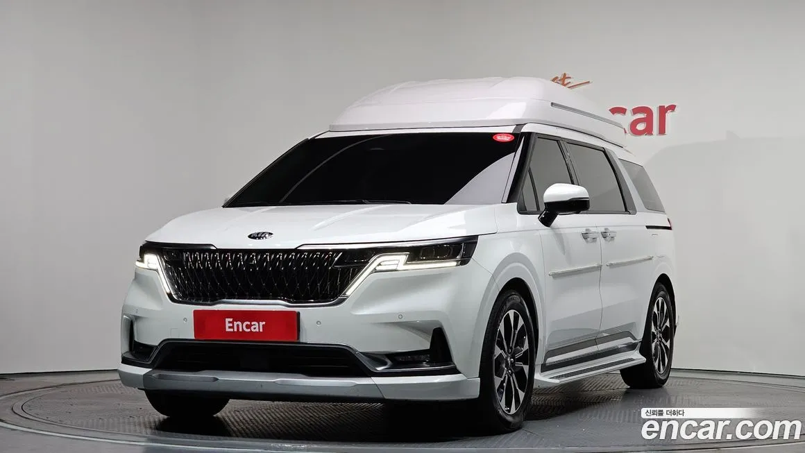 Kia Carnival — фото 1
