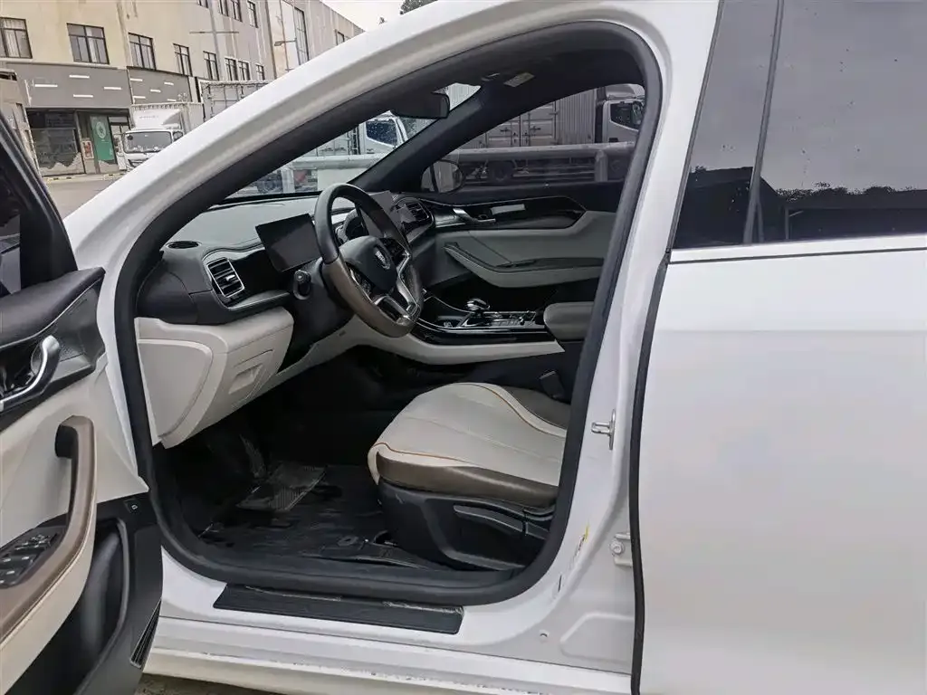 BYD Qin PLUS — фото 2