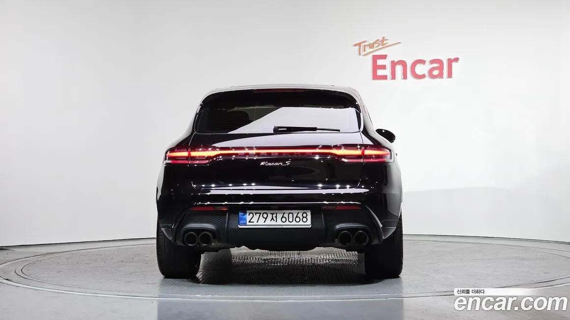 Porsche Macan — фото 10