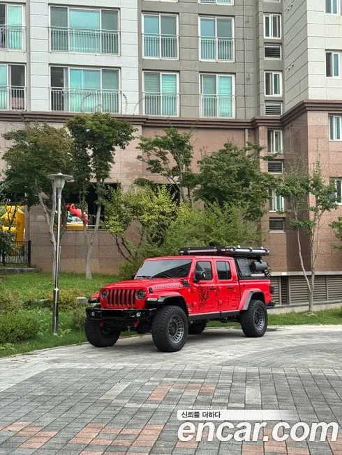 Jeep Gladiator — фото 1