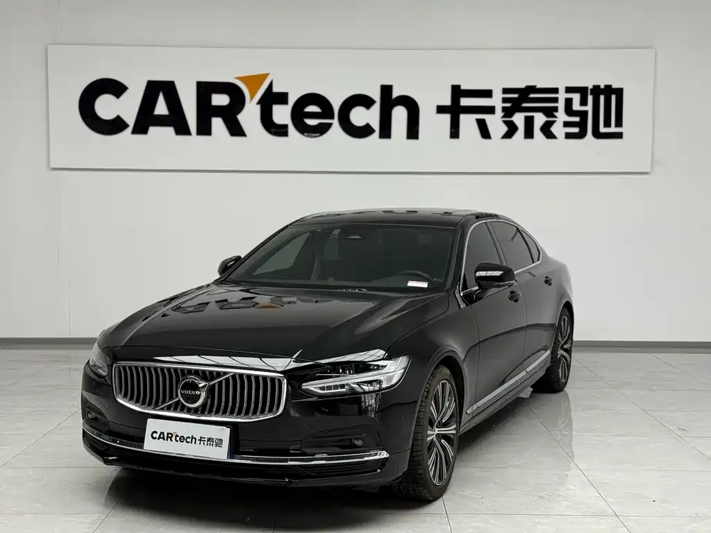 Volvo S90 — фото 1
