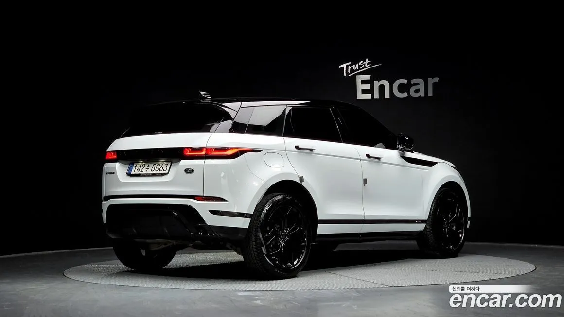 Land Rover Range Rover Evoque — фото 2