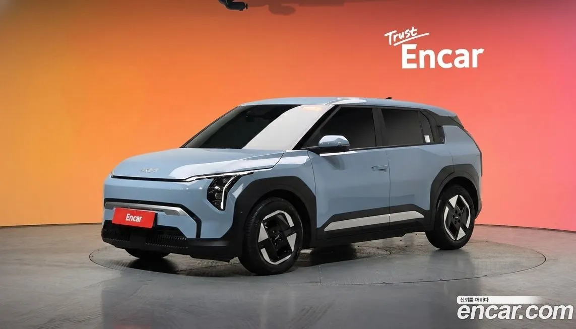 Kia EV3 — фото 1