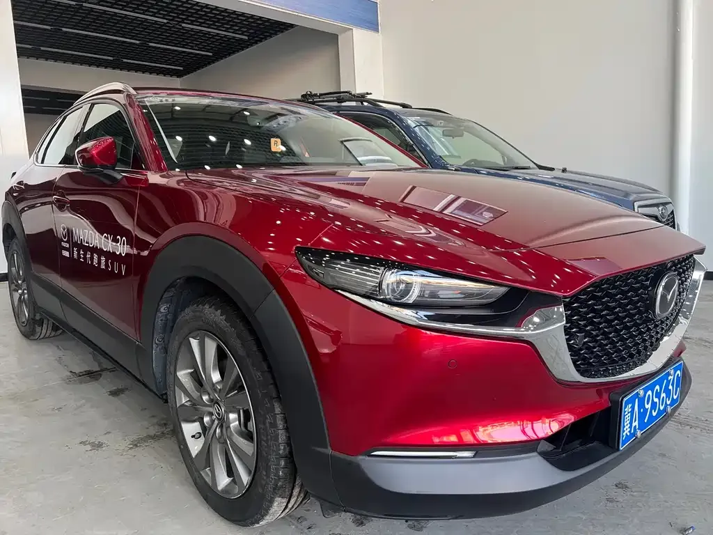 Mazda CX-30 — фото 1