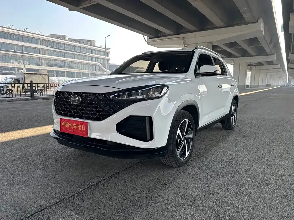 Hyundai ix35 — фото 1