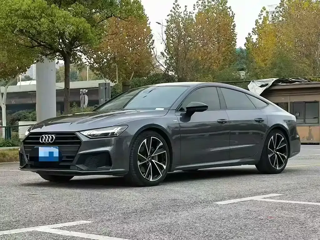 Audi A7 — фото 1