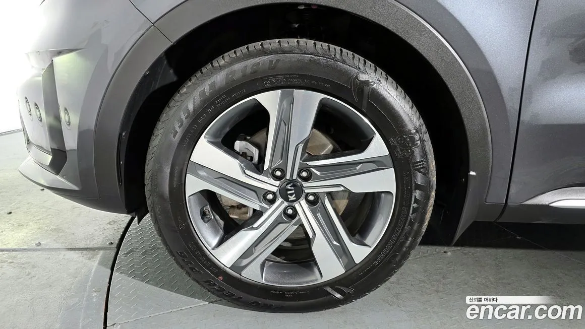 Kia Sorento — фото 6