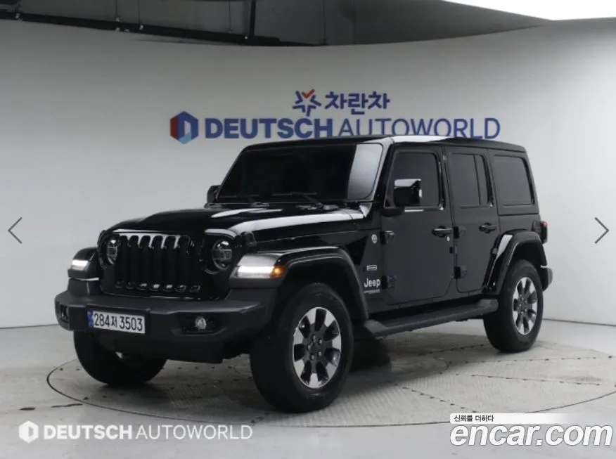 Jeep Wrangler — фото 1