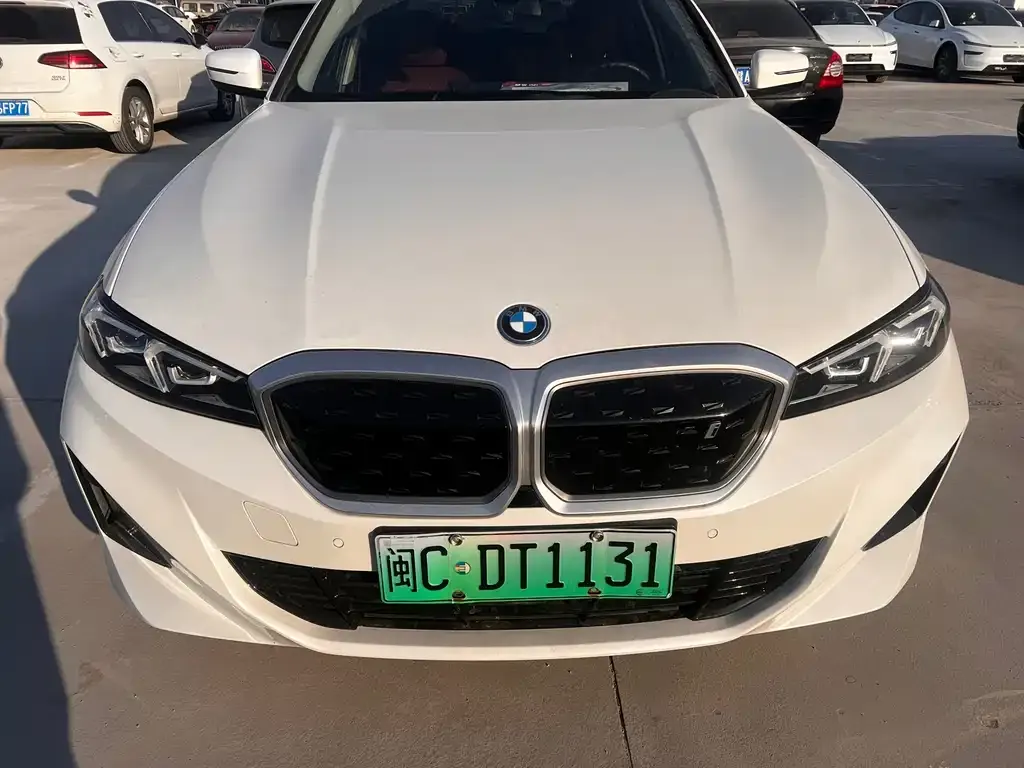 BMW i3 — фото 1