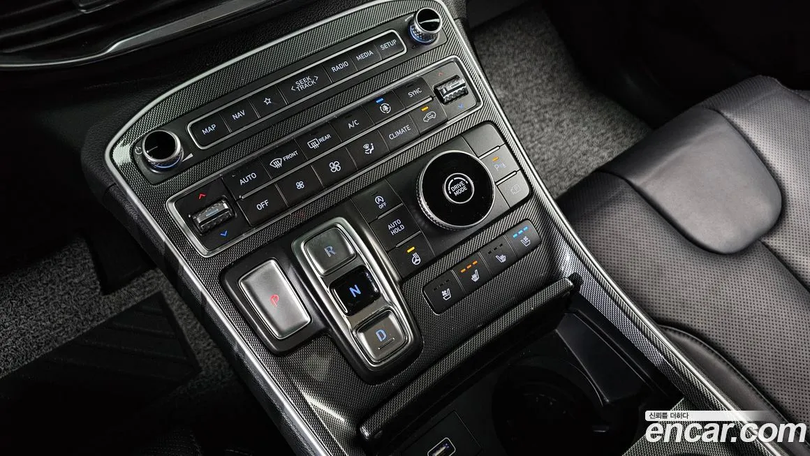 Hyundai Santafe — фото 9