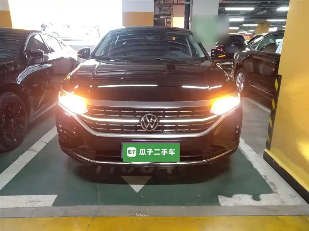 Volkswagen Passat — фото 10