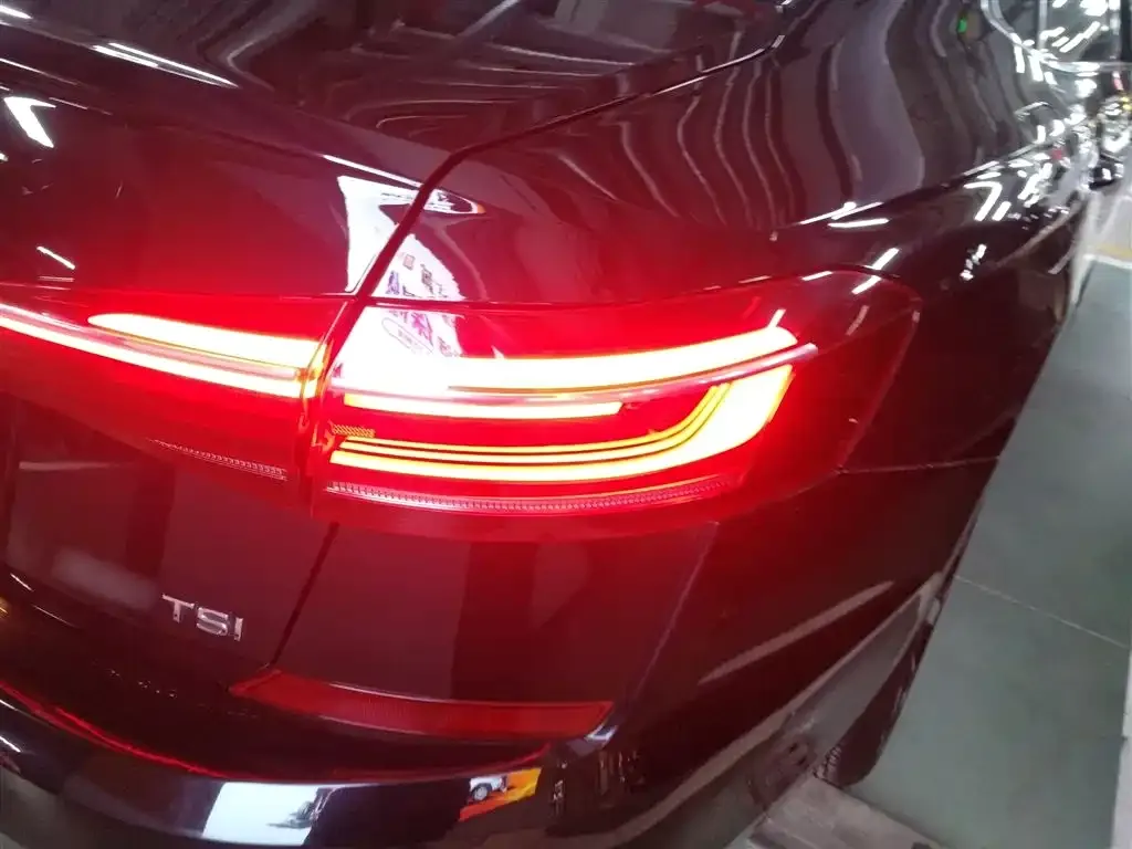 Volkswagen Passat — фото 2