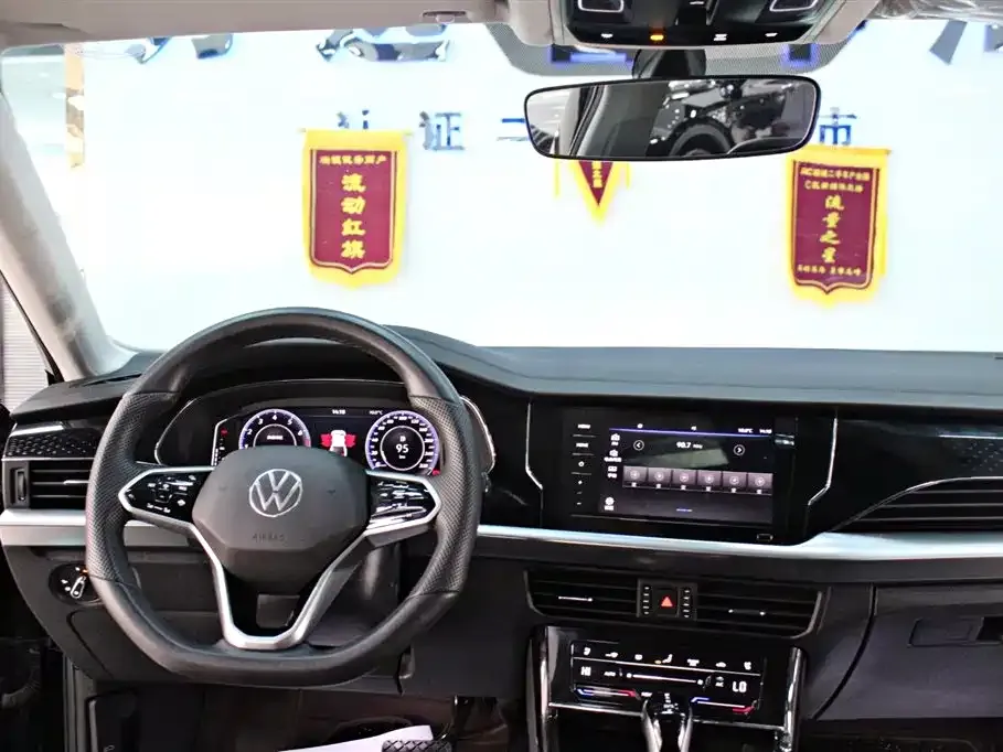Volkswagen Passat — фото 7