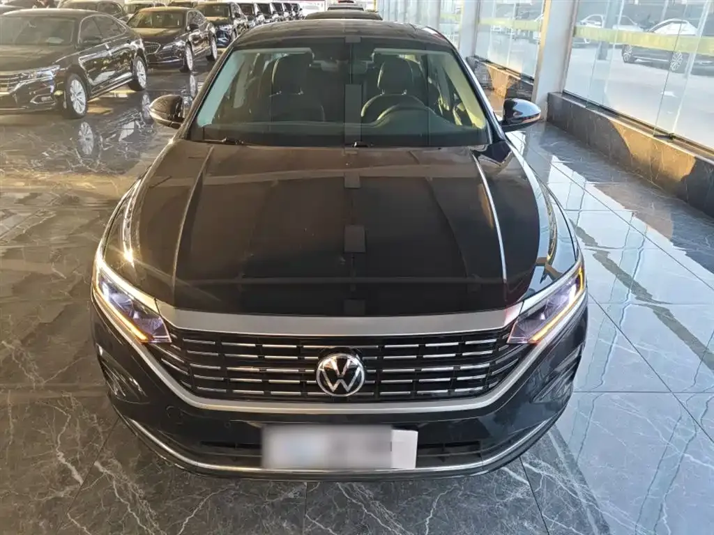 Volkswagen Passat — фото 7
