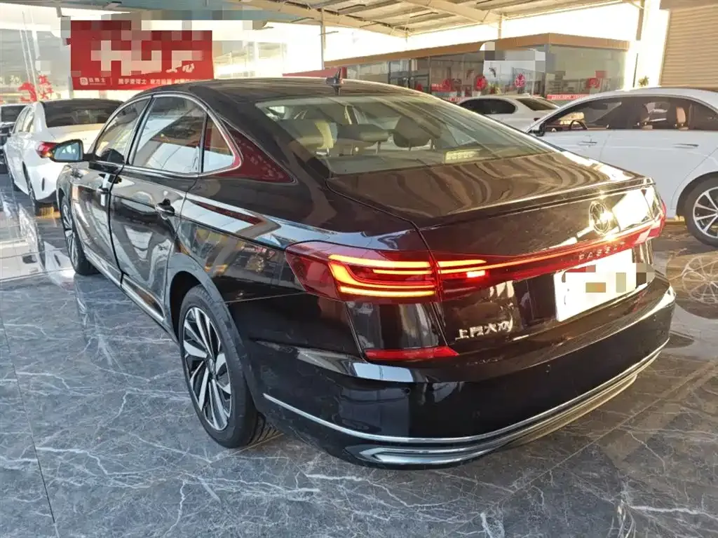 Volkswagen Passat — фото 2
