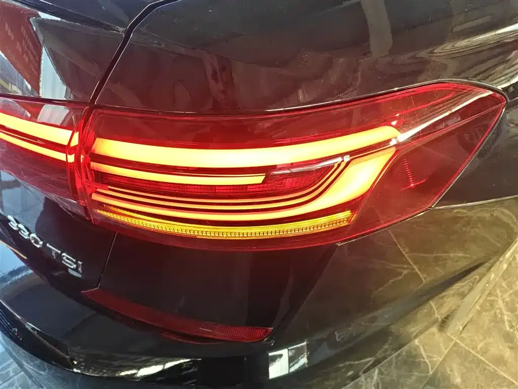 Volkswagen Passat — фото 10