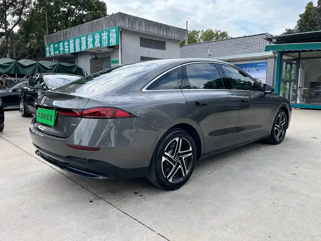 Roewe D7 — фото 5