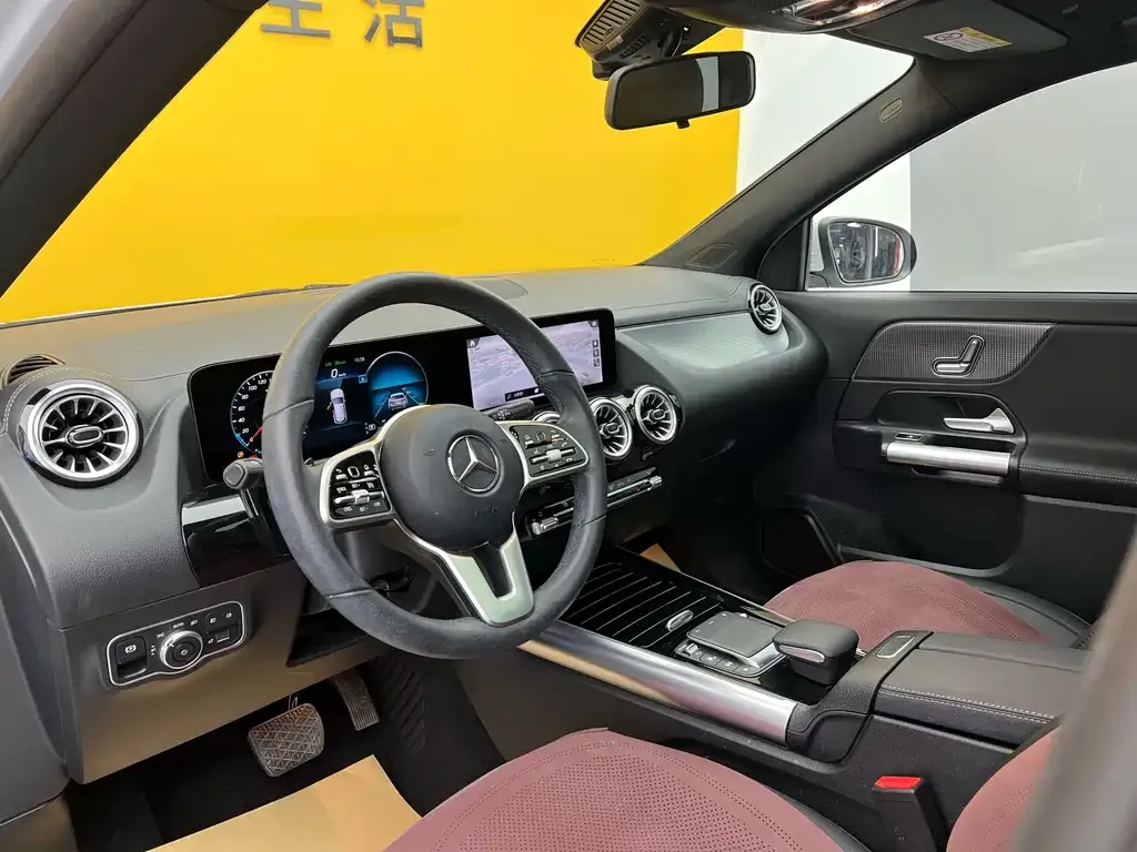 Mercedes-Benz GLA — фото 7