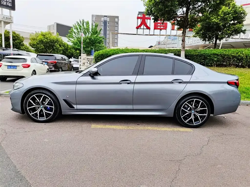 BMW 5 Series (Import) — фото 6