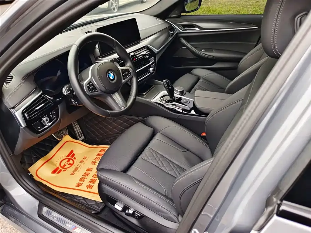 BMW 5 Series (Import) — фото 3