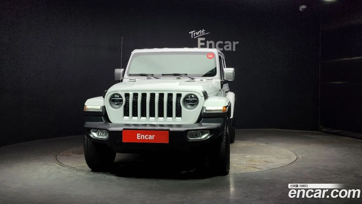 Jeep Wrangler — фото 9