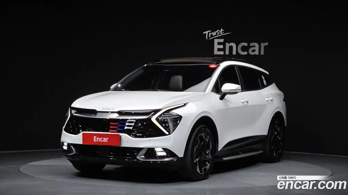 Kia Sportage — фото 1