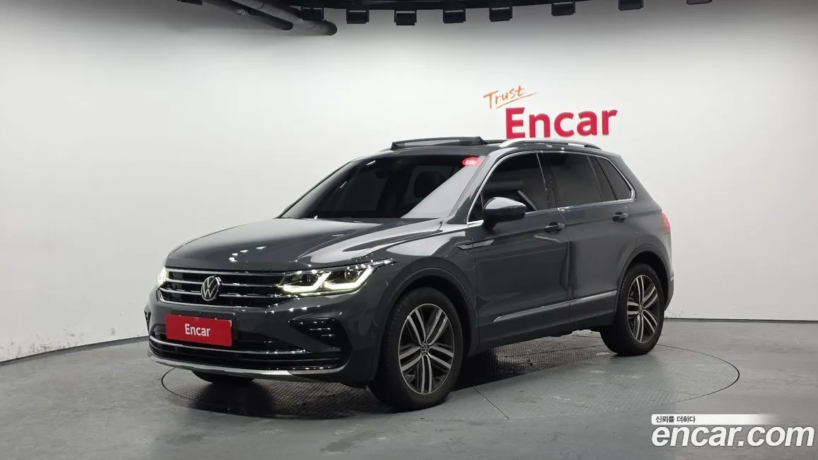 Volkswagen Tiguan — фото 1