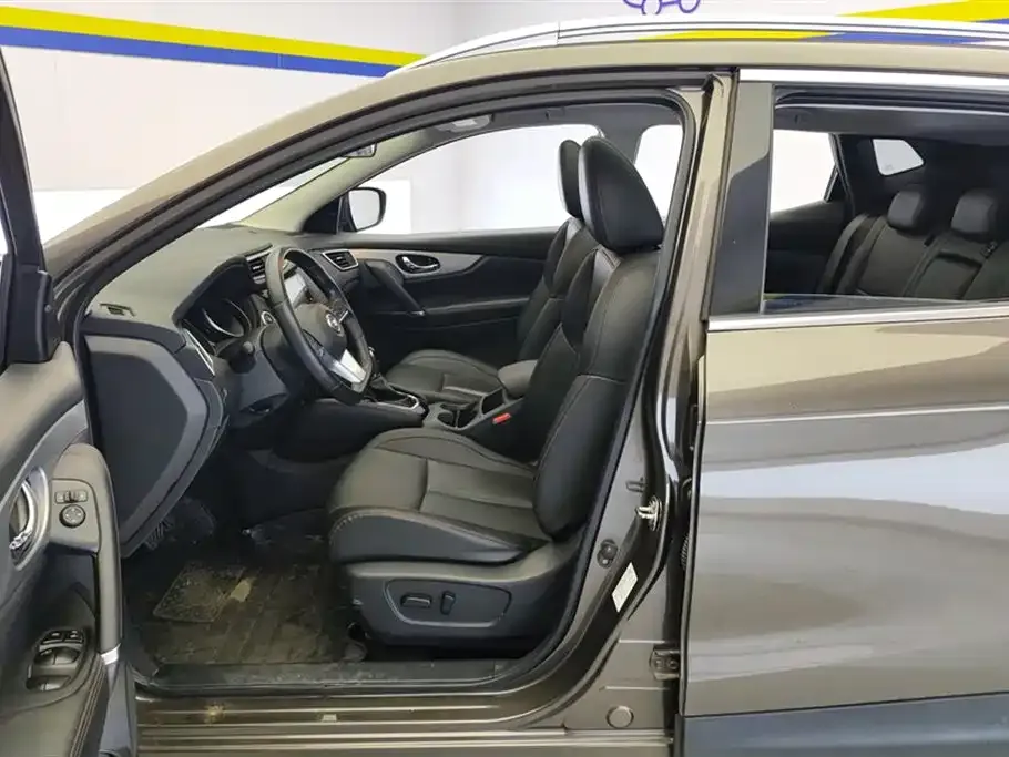 Nissan Qashqai — фото 10