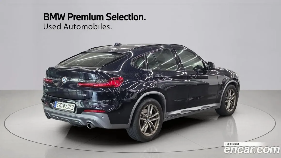 BMW X4 — фото 4