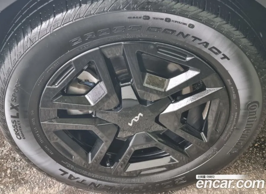 Kia Sorento — фото 7