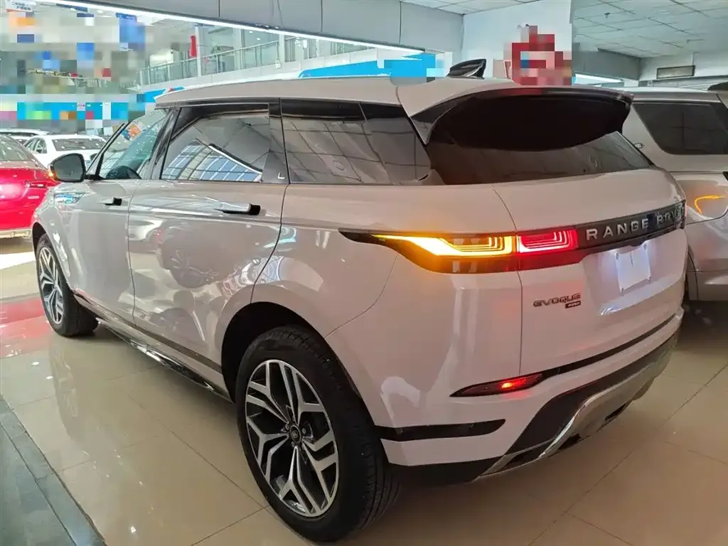 Land Rover Evoque — фото 6