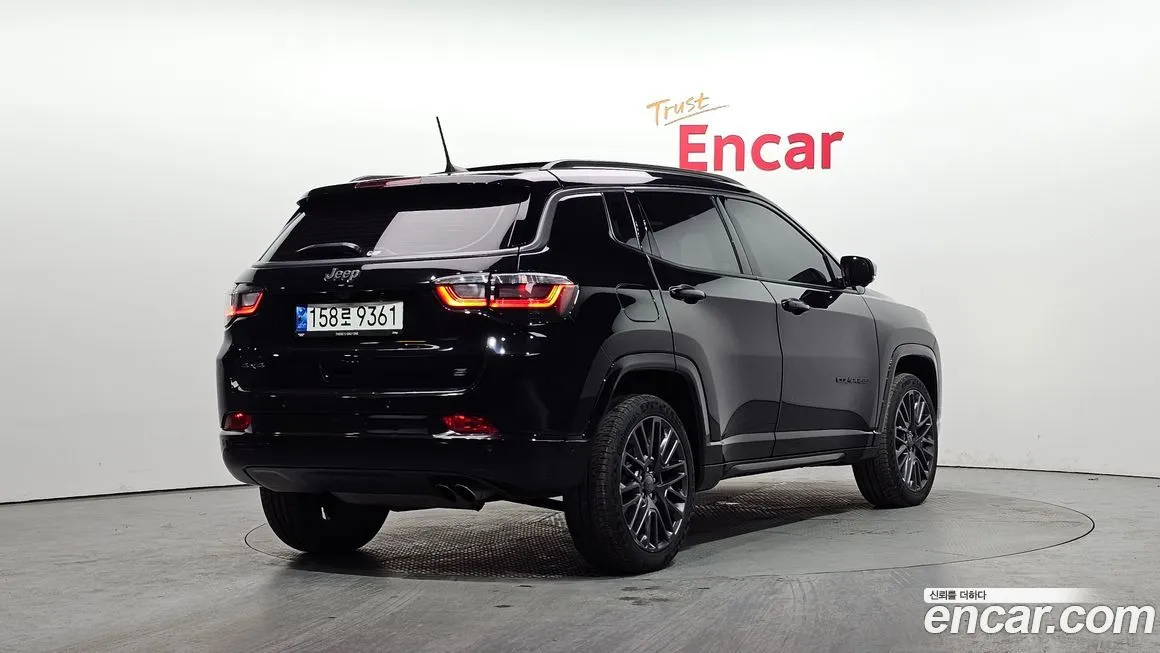 Jeep Compass — фото 5