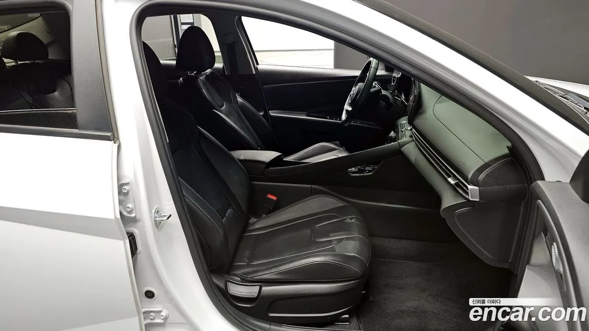 Hyundai AVANTE — фото 6