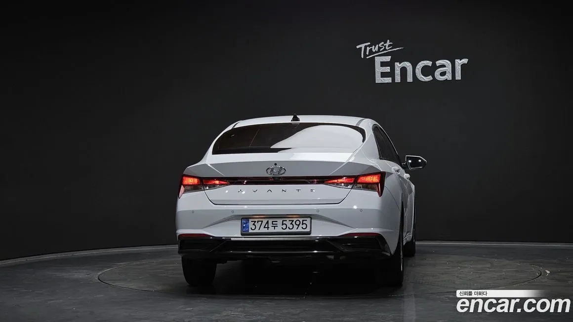 Hyundai AVANTE — фото 8