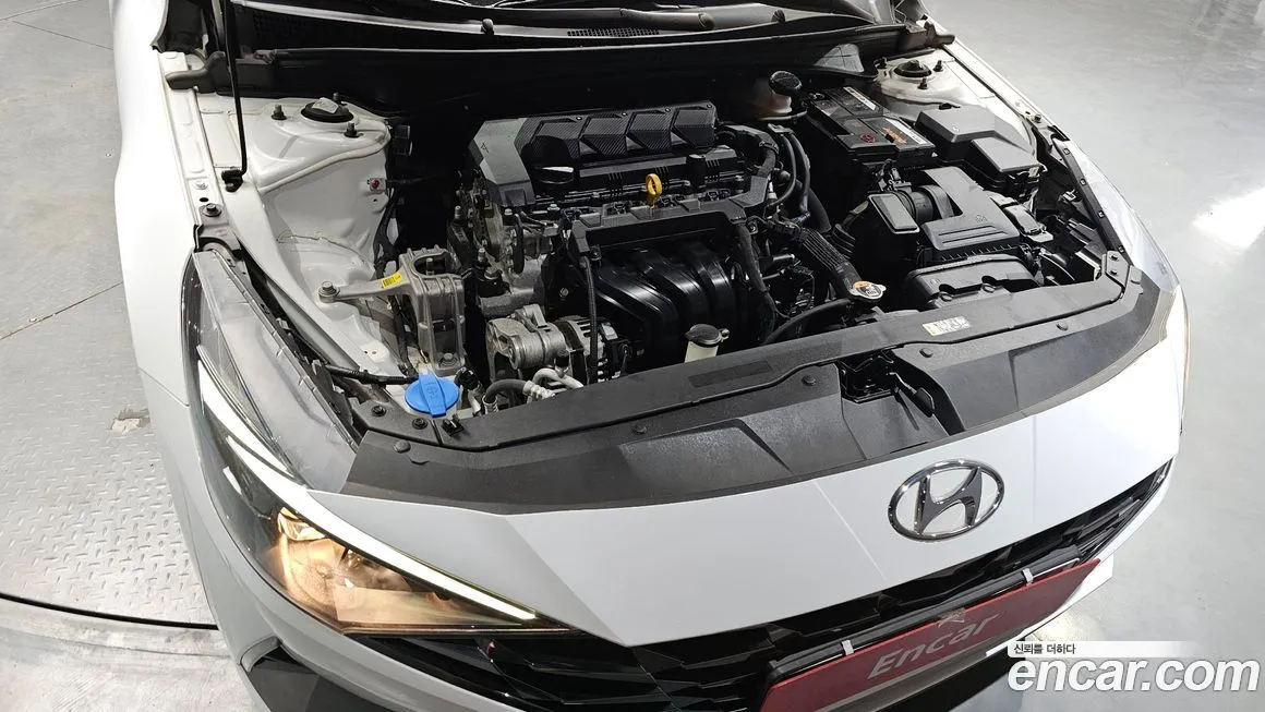 Hyundai AVANTE — фото 9