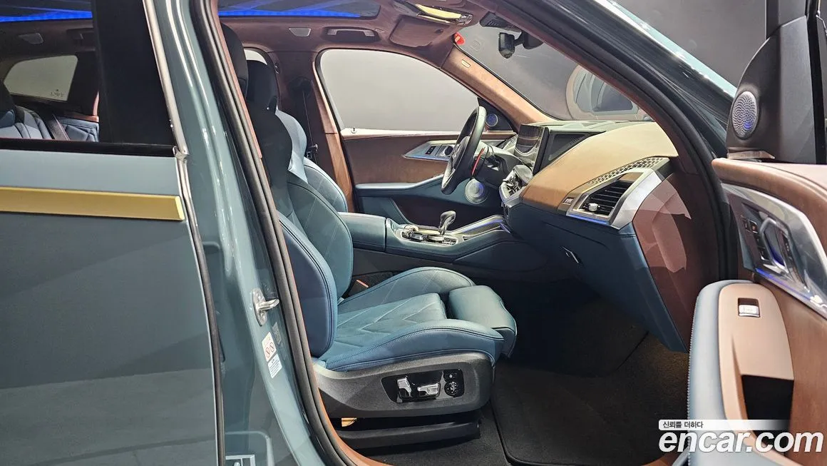 BMW XM — фото 2