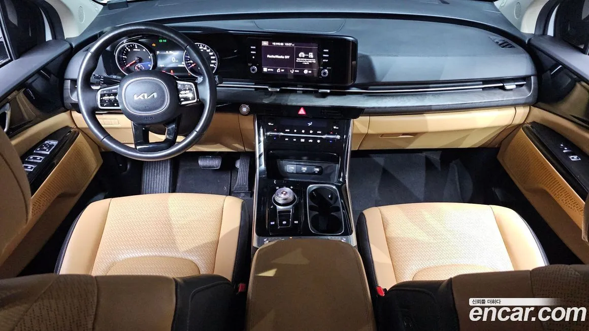 Kia Carnival — фото 10
