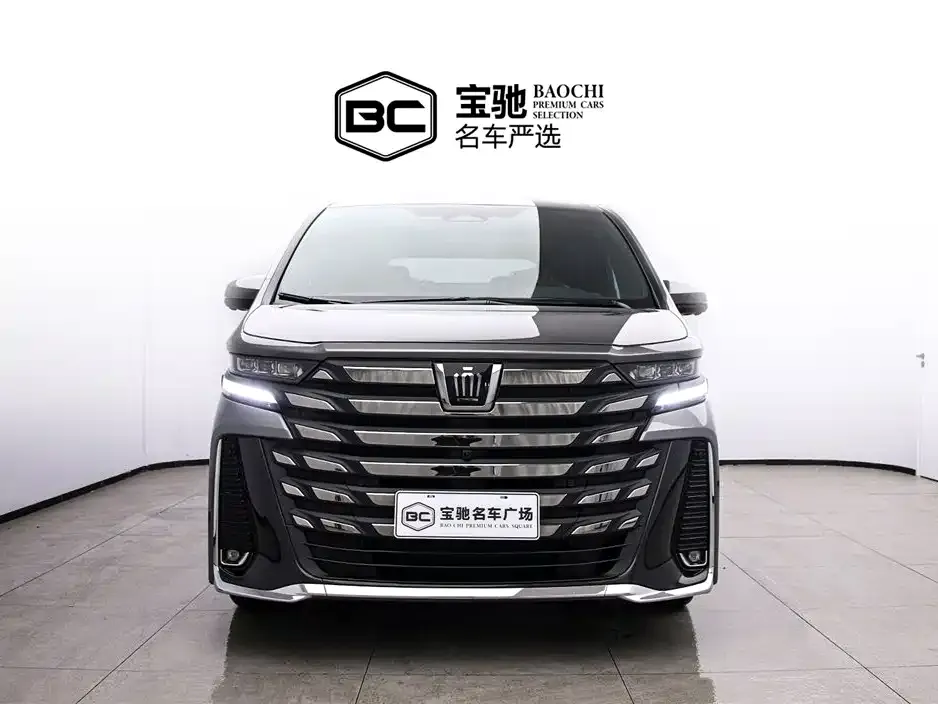 Toyota Vellfire — фото 6