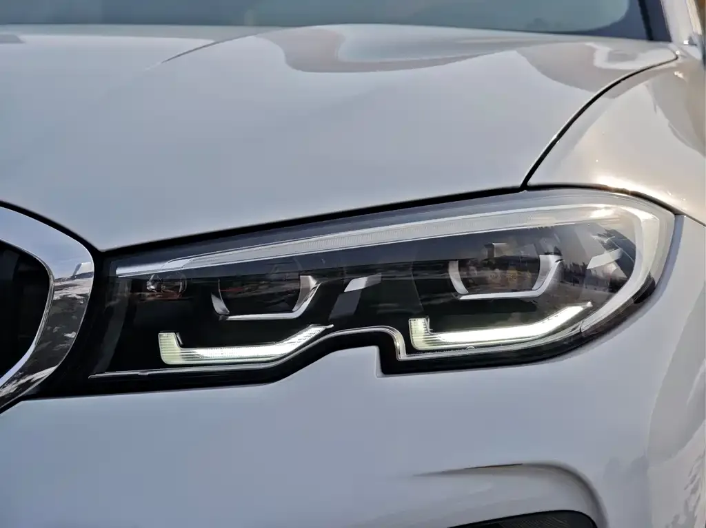 BMW 3 Series — фото 4
