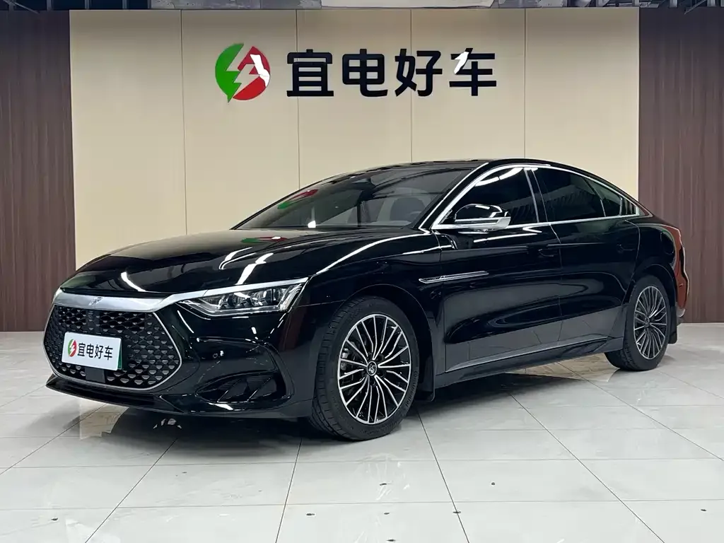 BYD Han — фото 1
