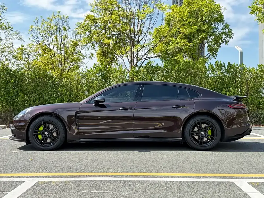 Porsche Panamera — фото 10