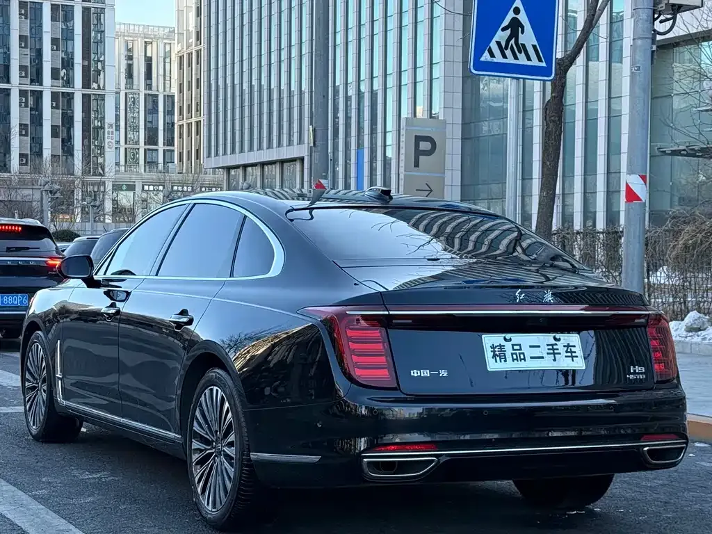 Hongqi H9 — фото 7