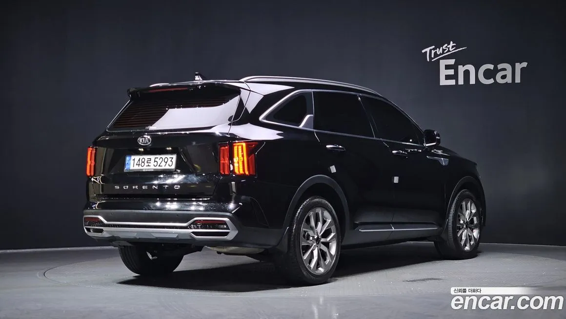 Kia Sorento — фото 5