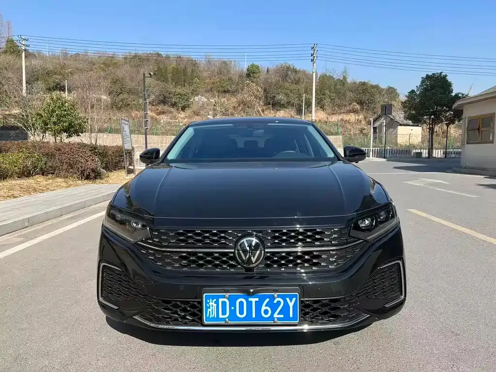 Volkswagen Passat — фото 4
