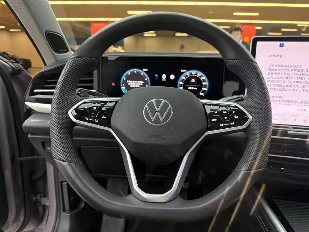 Volkswagen Passat — фото 3